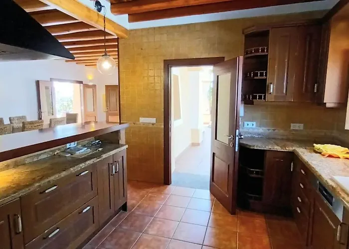 Casa com 4 Quartos